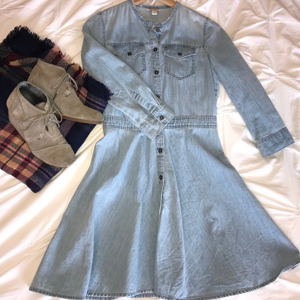 Gap Chambray Button-Up Dress